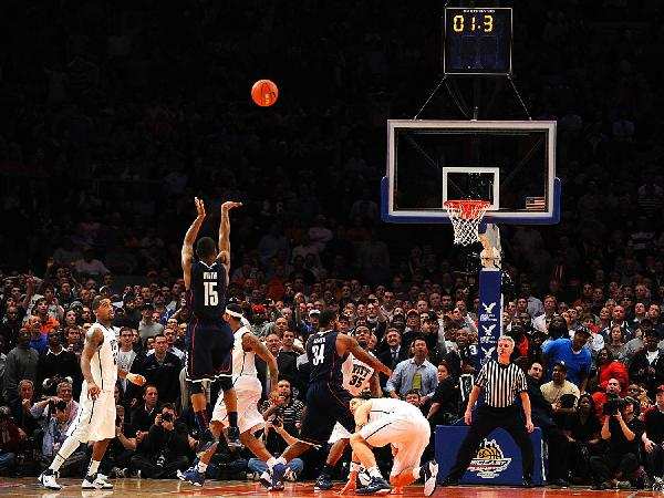 状态出色！唐斯全场投篮23中13，暴砍35分18篮板豪华两双