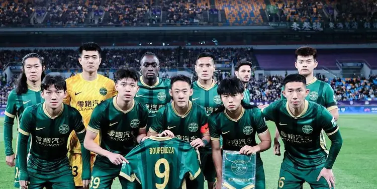 说唱歌手GAI祝贺铜梁龙冲超成功，官方回复：GAI哥我们做到了